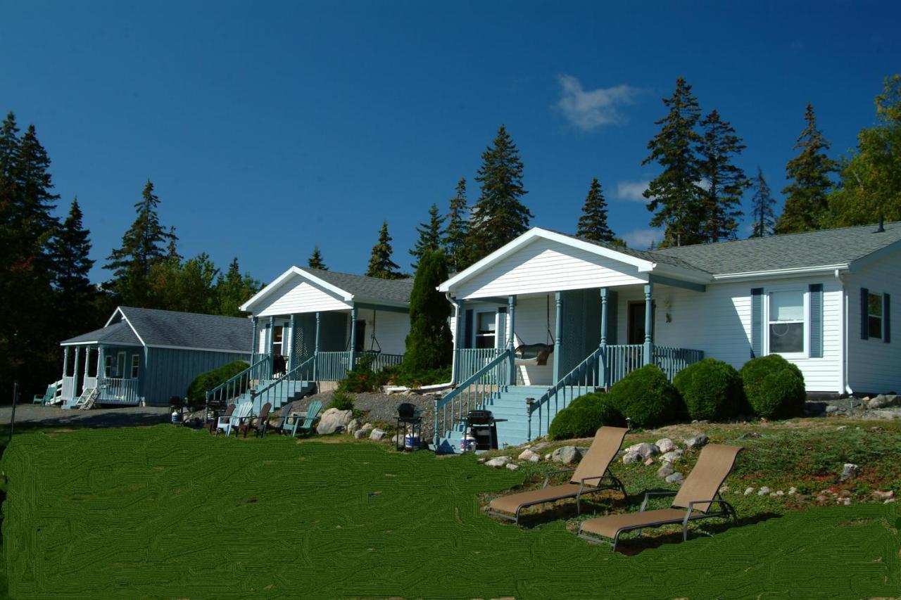 Sea Parrot Ocean View Manor Hotel Indian Brook Exterior photo